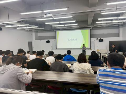 LINE_ALBUM_114925導師會議_250926_2.jpg