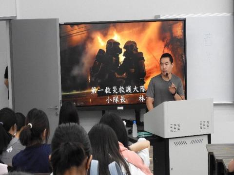 114-2賃居生座談會議講師圖片.jpg